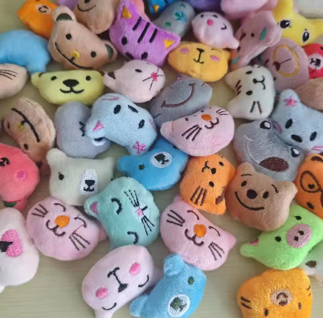 Mini knuffels traktatie 5 stuks – uitdeelcadeautje voor school