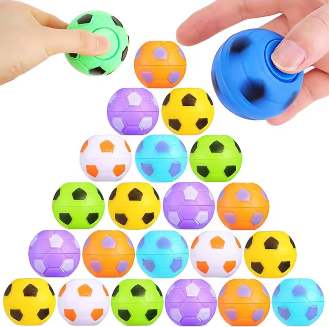 Leuke en originele uitdeelcadeautjes en traktatie cadeautjes. Fidget voetbal 