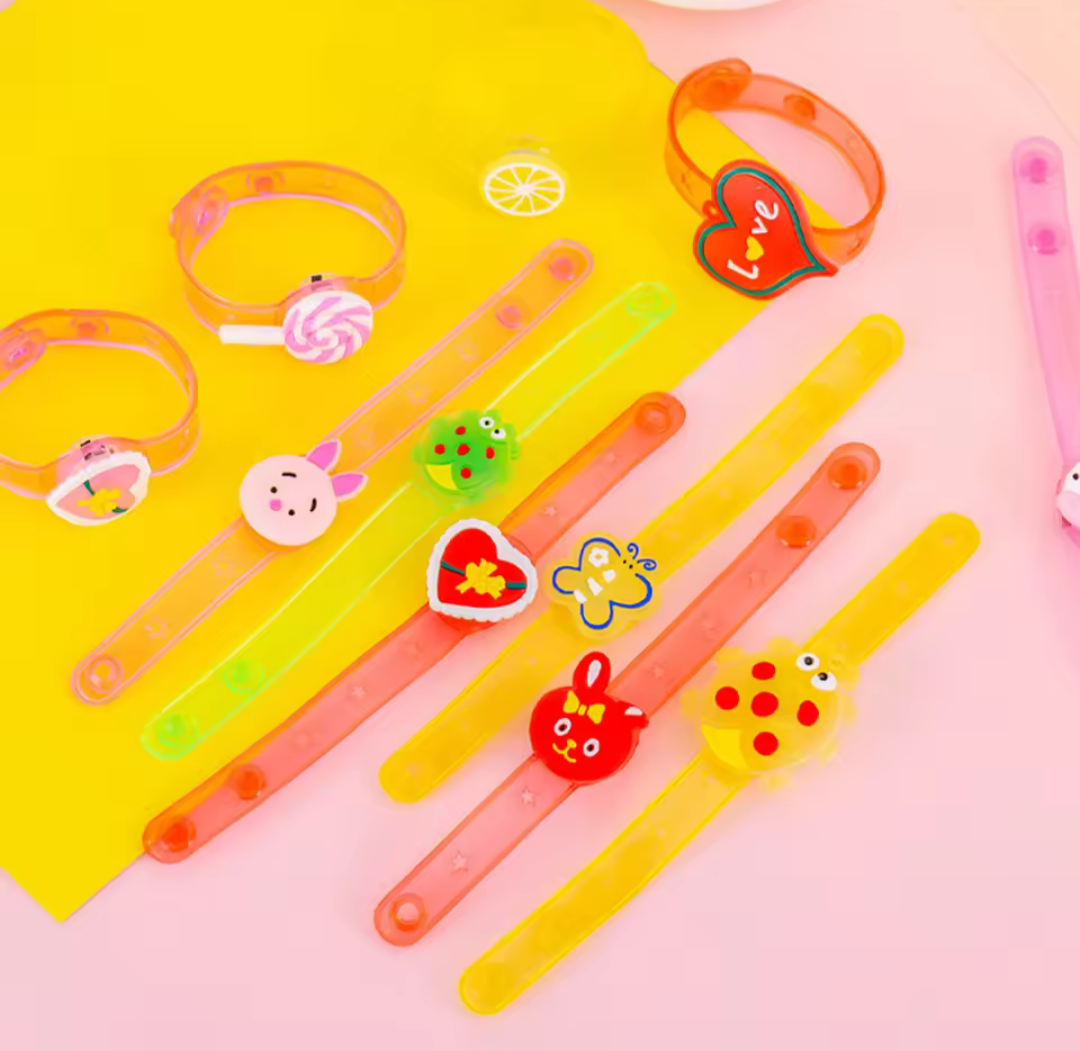 Leuke en originele uitdeelcadeautjes en traktatie cadeautjes. Armband met licht