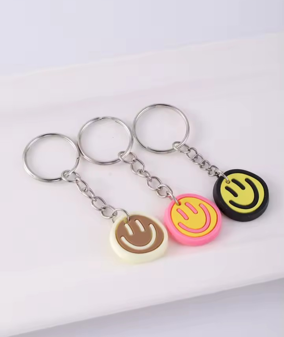 Sleutelhanger smiley. 5 stuks