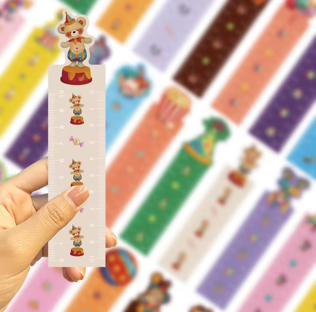 Boekenlegger/liniaal circus. 5 stuks