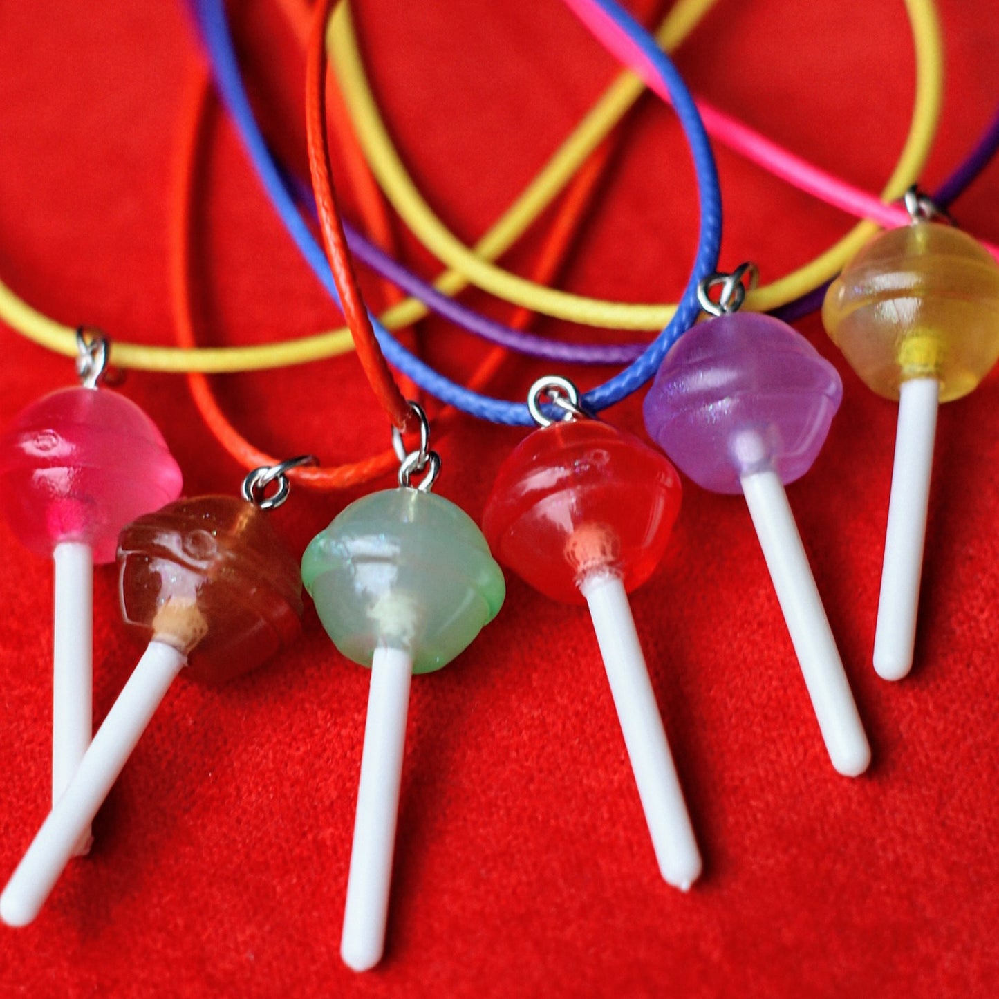Ketting met lolly. 5 stuks